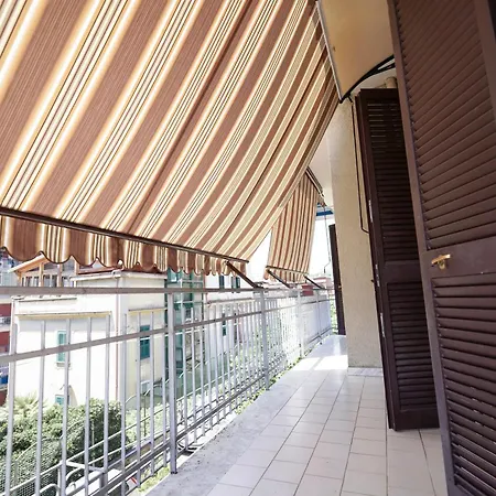 Mochileros Hotel