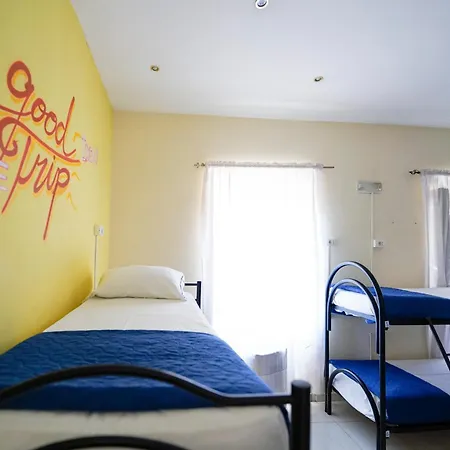 Mochileros Hotel Nápoles